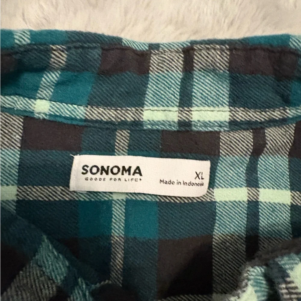 Men's Sonoma Plaid Button Down shirt - Picture 2 of 4